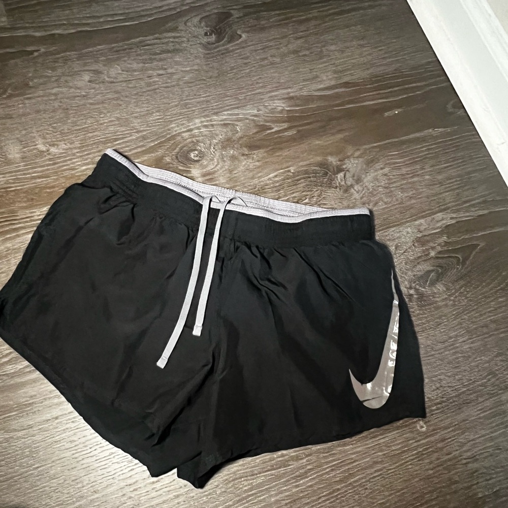 Nike Women's Black and Gray Athletic Shorts